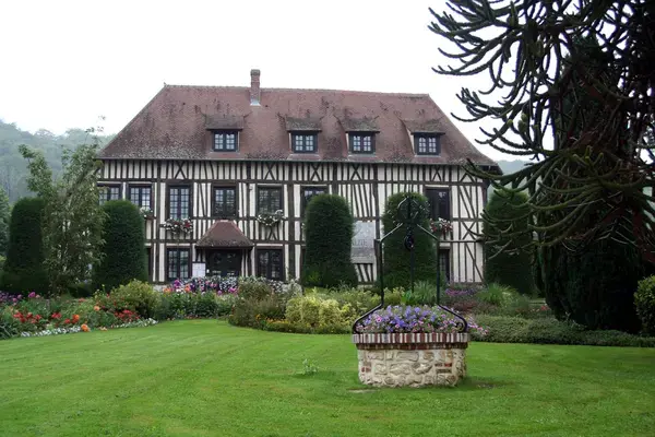 Monte Escalier 27 Fabricant monte escalier Alizay